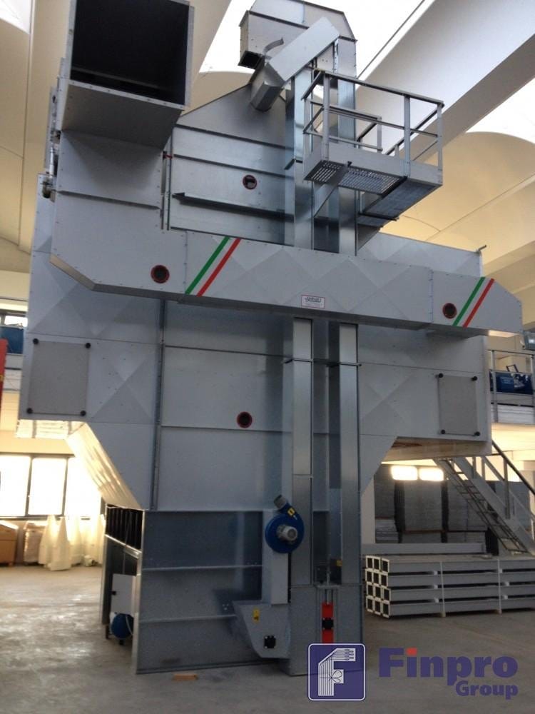 Порционная зерносушилка Ravaro с системой рециркуляции тепла