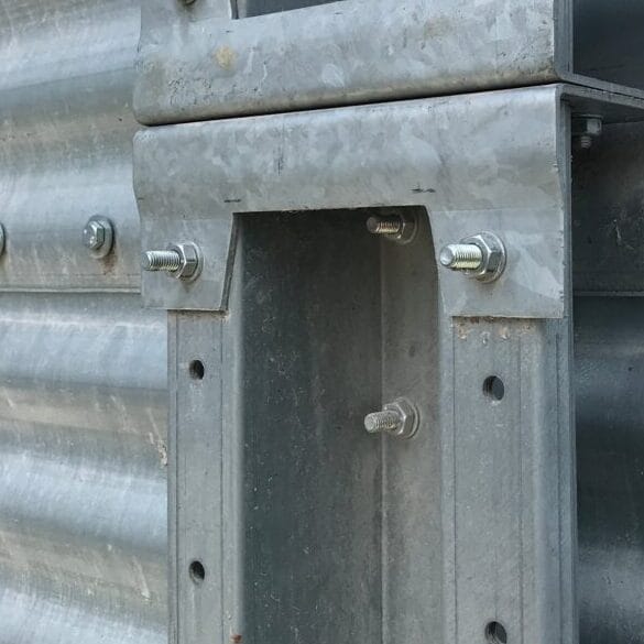 Металлический стальной силос