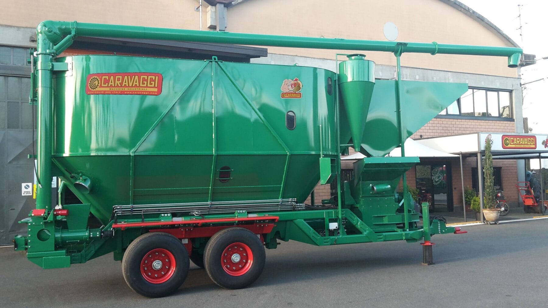 Мобильный комбикормовый завод Caravaggi