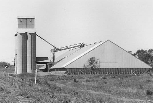 Первые бетонные силосы