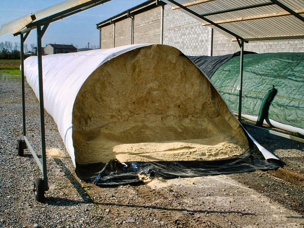 Хранение зерна в полиэтиленовых рукавах, мешках