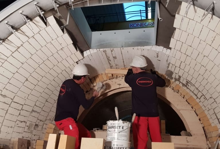 Установка огнеупорного кирпича в барабанной сушилке